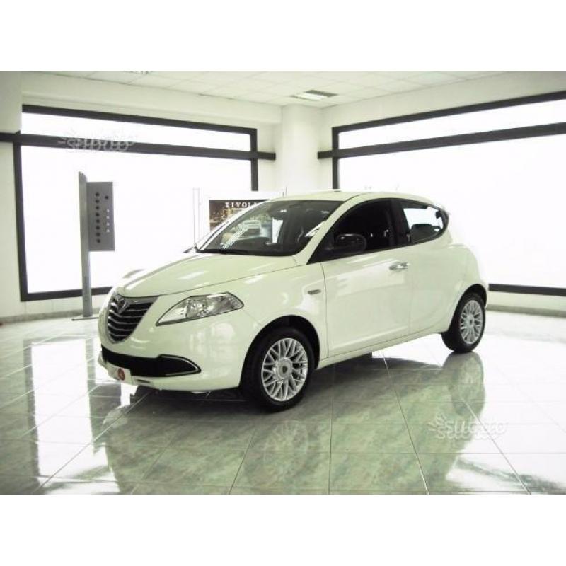 Lancia Ypsilon 1.2 69 CV 5 porte Gold