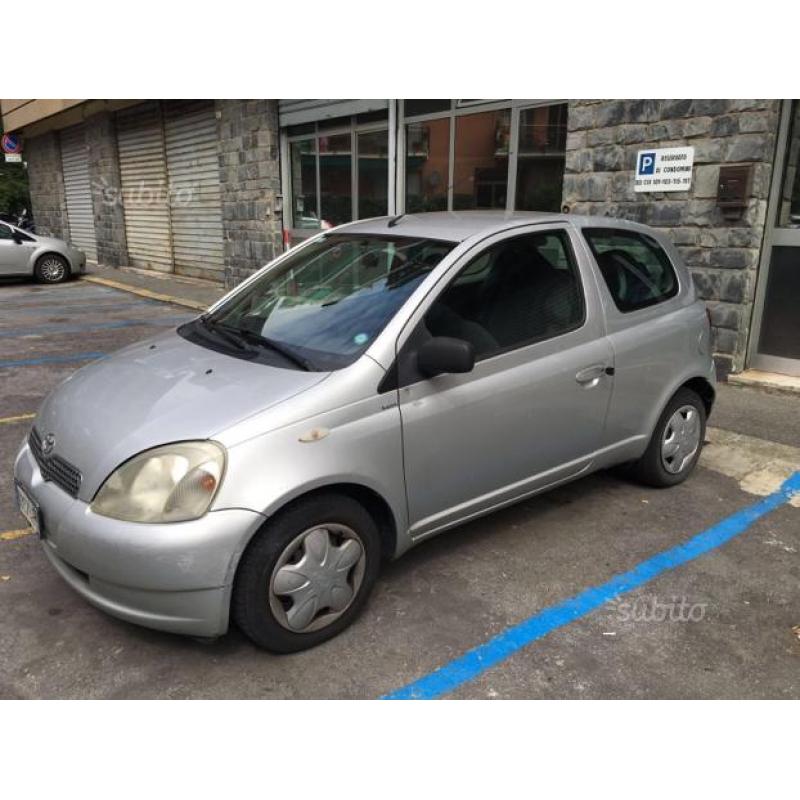 Toyota yaris 1300cc