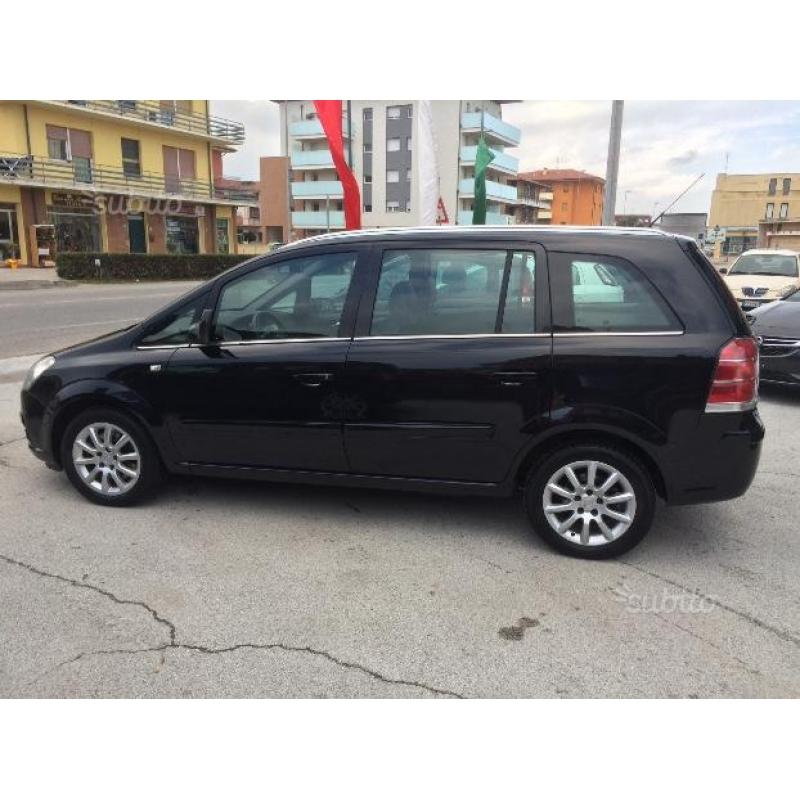 OPEL Zafira Metano come nova