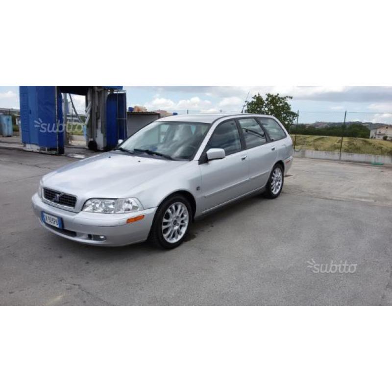 Volvo v40 1.9d