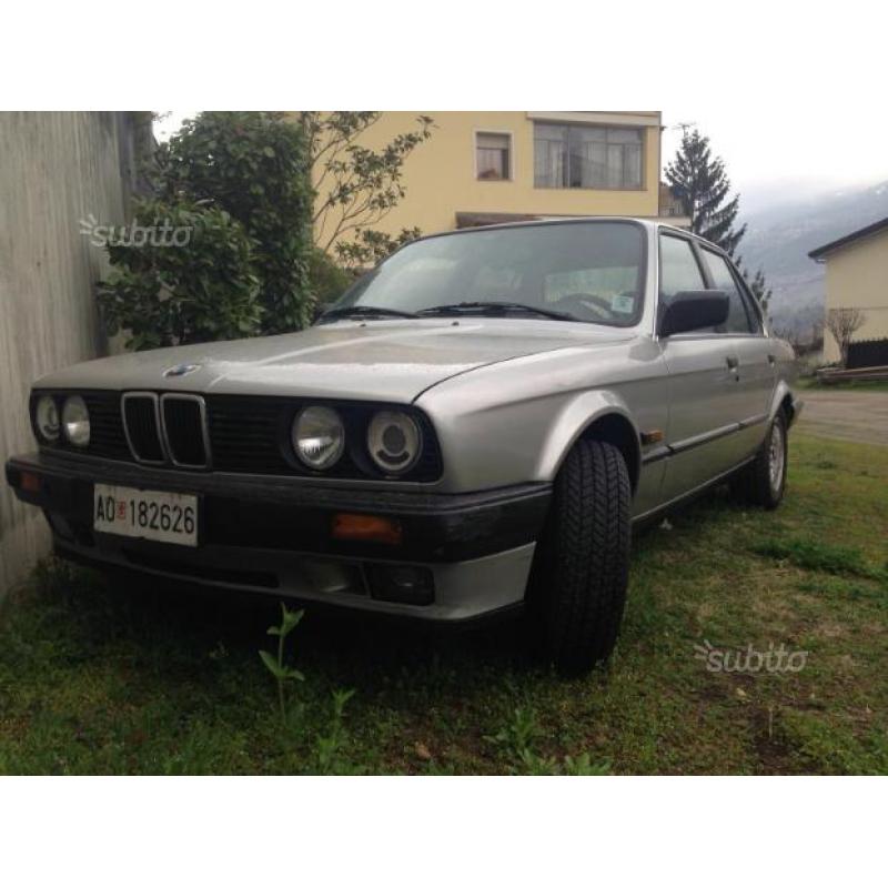 BMW 320i