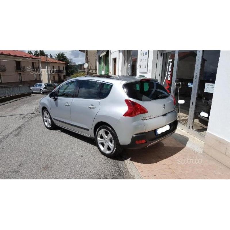 PEUGEOT 3008 2.0 HDI Outdoor Ciel