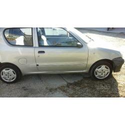 FIAT 600 del 2004 solo 67 mila km euro 1250