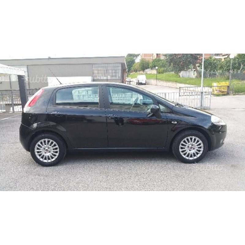 FIAT Grande Punto - 2009 - GPL