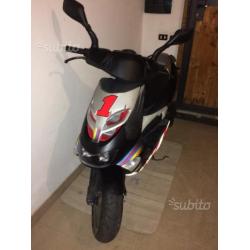 Aprilia SR 50 - 2004