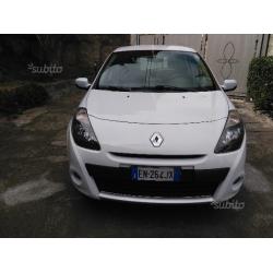 RENAULT Clio 3ª serie - 2012