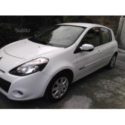 RENAULT Clio 3ª serie - 2012