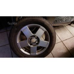 4michelin 90%195 60 15 88v con cerchi originali Fo