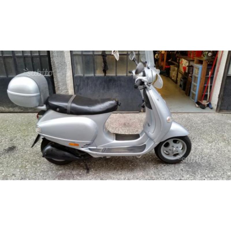 Piaggio Vespa et4 151cc del '04 30milakm