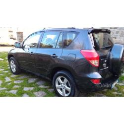 Toyota rav4 d-4d - 2008