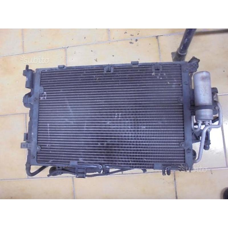 Radiatore opel corsa C 1.0 - 1.2 benzina