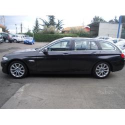 BMW Serie 520d tourig 184 CV 8M