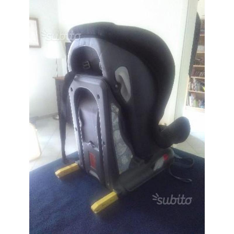 Seggiolino auto gruppo kg 9-18 con aggancio Isofix