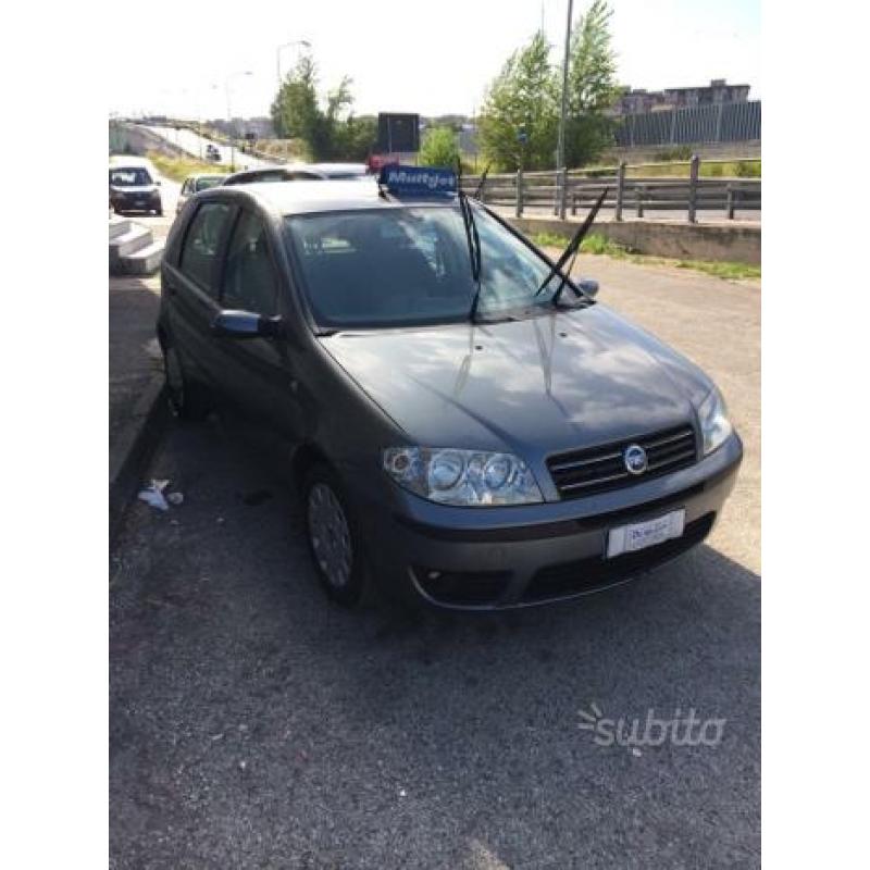 Fiat punto 5 porte 1.3 MJET DYNAMIC