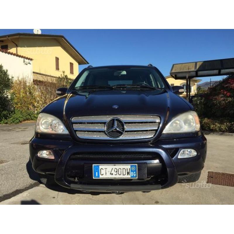 MERCEDES-BENZ ML 270 turbodiesel cat CDI SE Leat