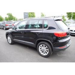 VOLKSWAGEN Tiguan - 2013