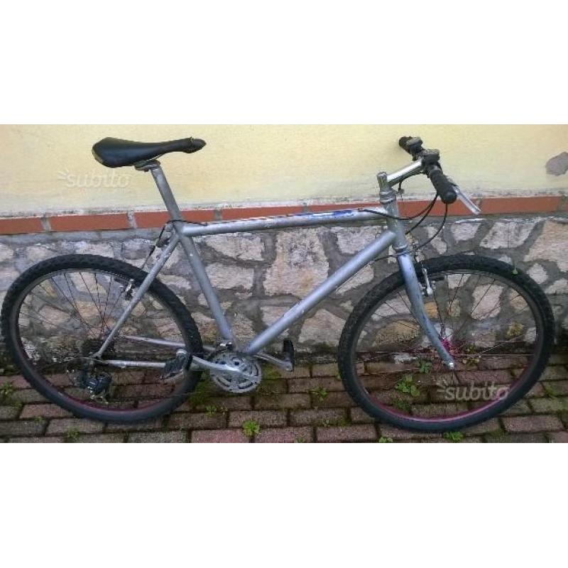 Bici da uomo mtb