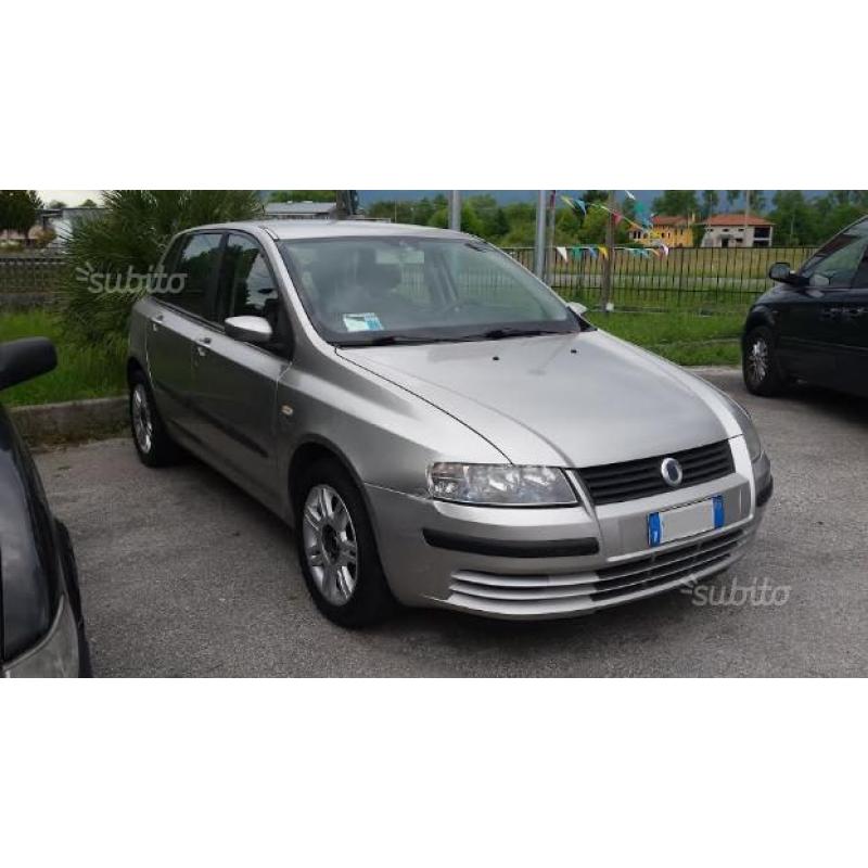 FIAT Stilo - 1.9 JTD 5 porte