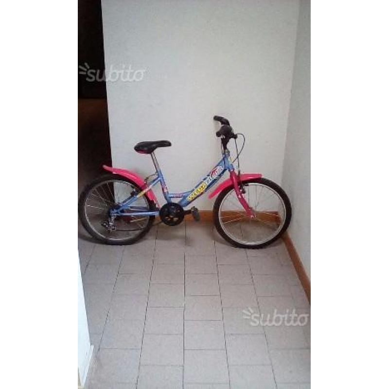 Bicicletta per bambina