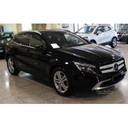 Mercedes gla 200 cdi 136cv sport autom. 2015