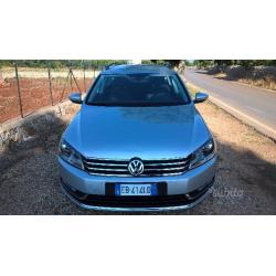 VOLKSWAGEN Passat 8ª serie 2012