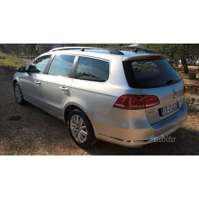 VOLKSWAGEN Passat 8ª serie 2012