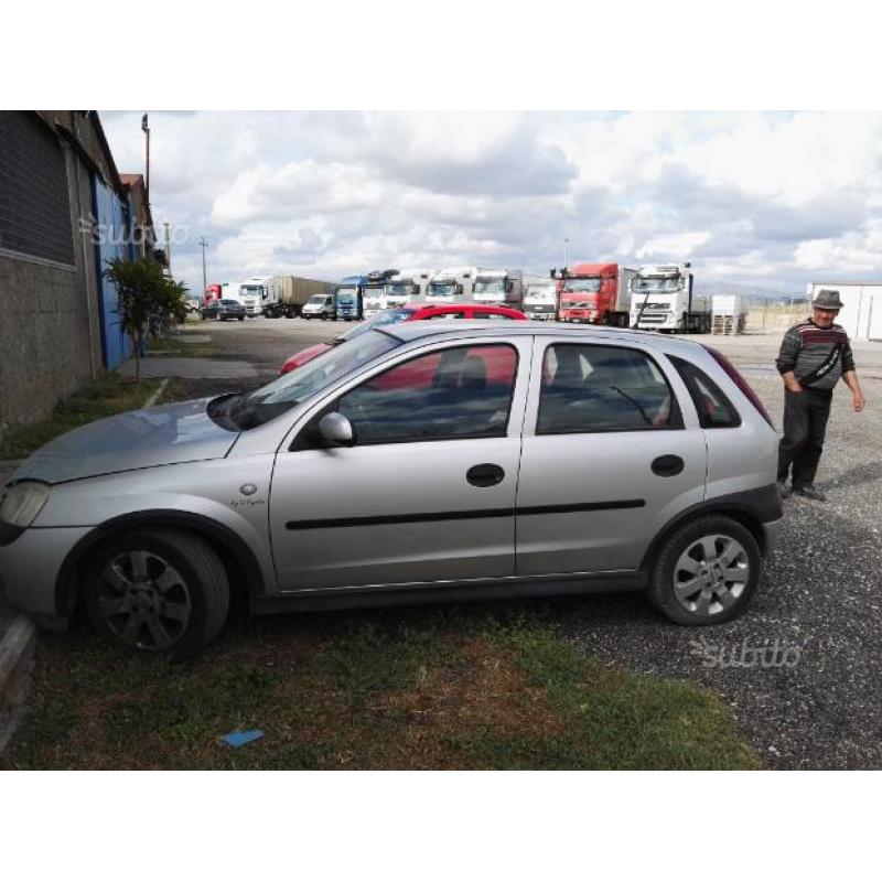 Opel corsa c 3 serie