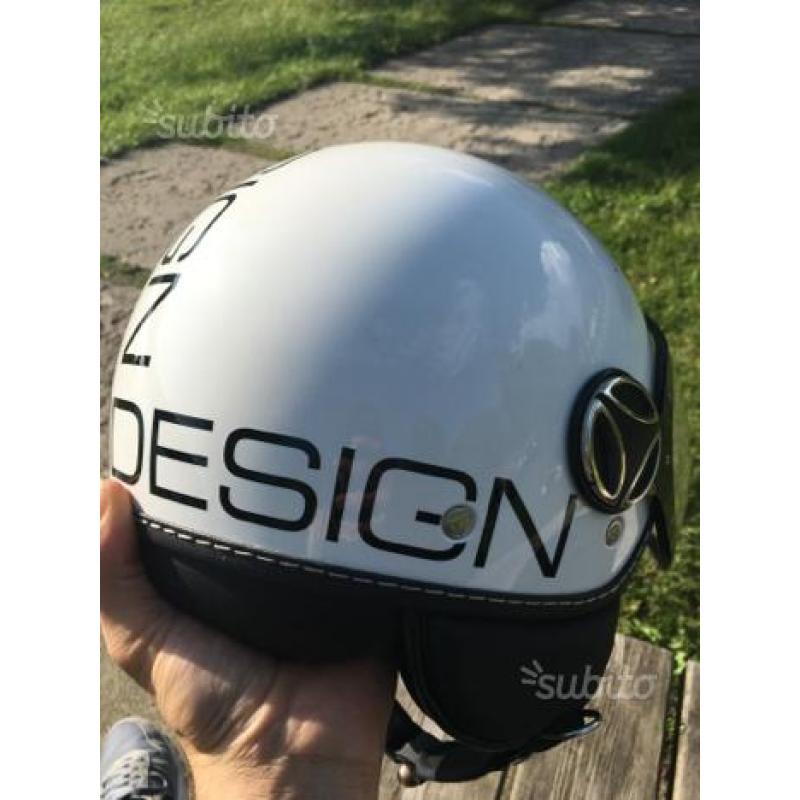 Casco momo design taglia M