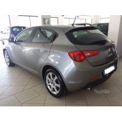 ALFA ROMEO Giulietta (2010) 1.6 mjt - 2012