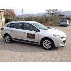 RENAULT Mégane 1.5 DCI SporTour - 2011