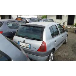 RENAULT Clio - 2000