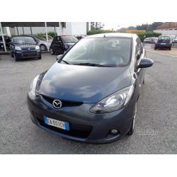 MAZDA 2 , 1.4 diesel , ideale neopatentati