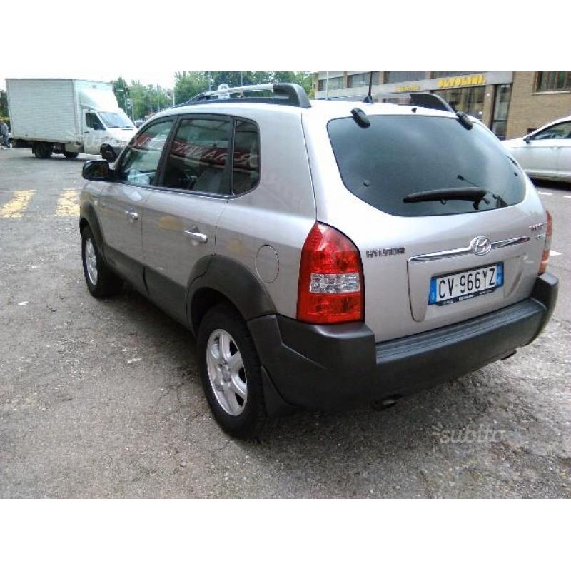 HYUNDAI Tucson DIESEL - 2005