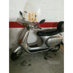 Vespa 125