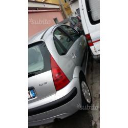 Citroen C3 uniproprietario anno 2005.2750 euro