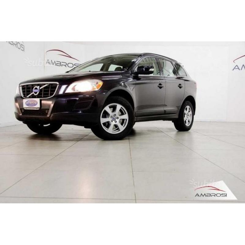 VOLVO XC 60 D3 163 CV 2WD