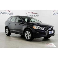 VOLVO XC 60 MOMENTUM D5 4WD AUT 205CV