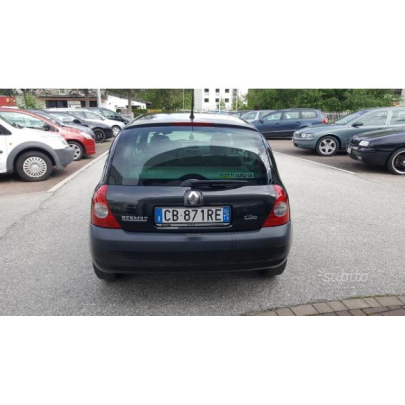 Renault Clio 1.4 16v Gpl AUTOMATICA