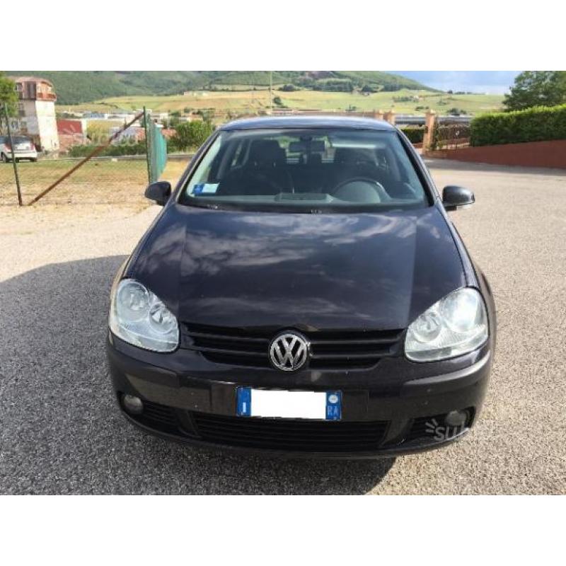 Volswagen Golf 5 1.9 TDI cv 105 - 2004