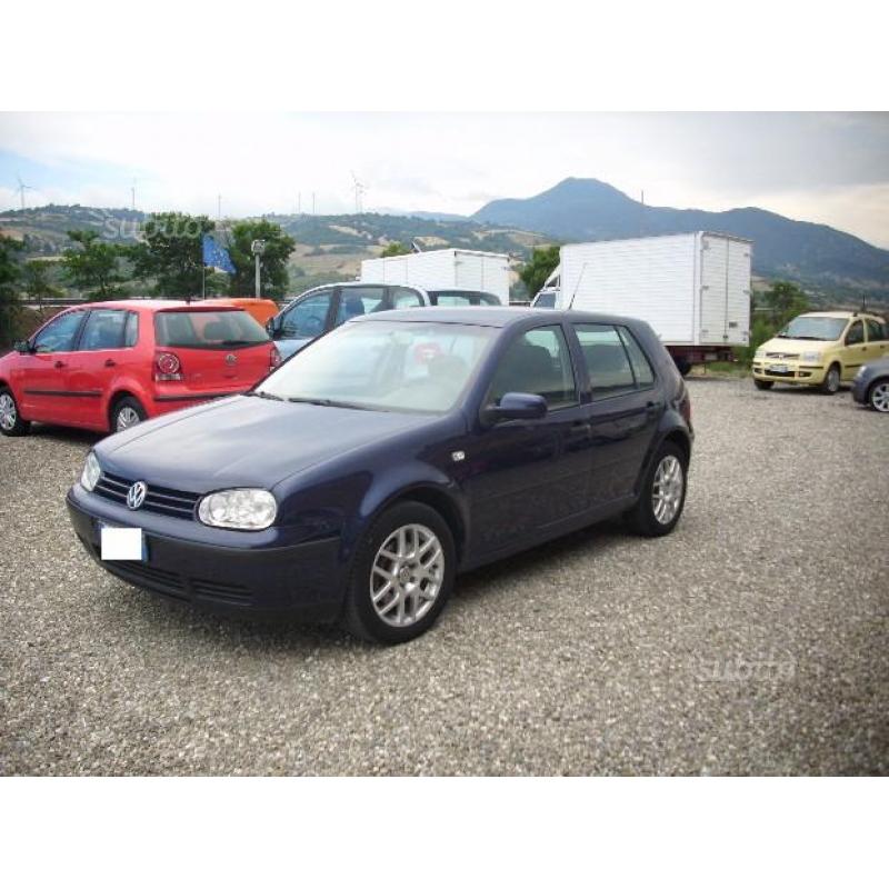 VOLKSWAGEN Golf 4ª serie 1.9 tdi - 2003