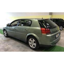 Opel Signum Sation Wagon anno 2005