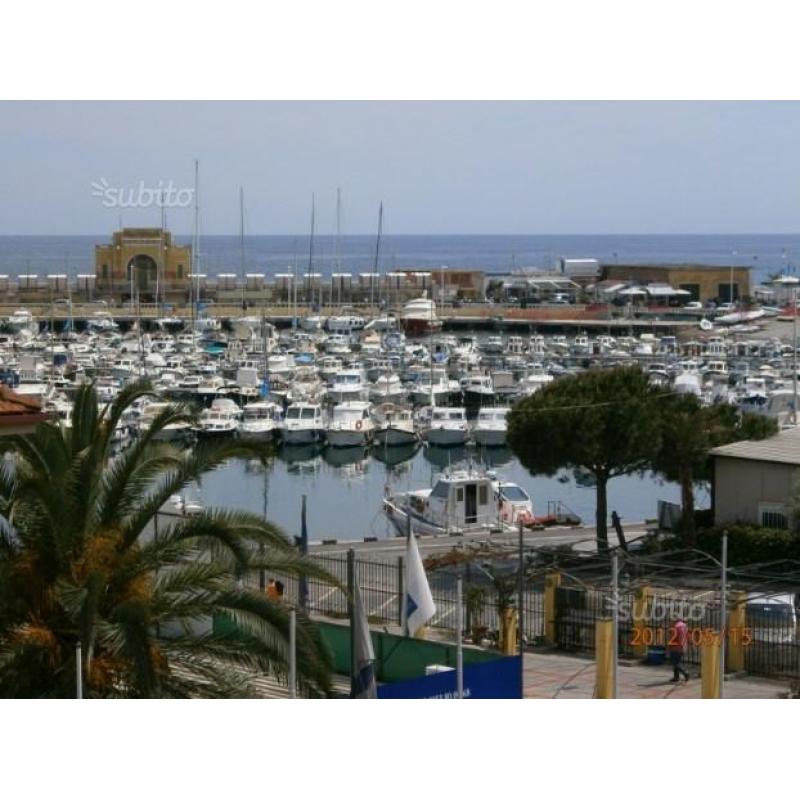 Agosto terrazza sul mare