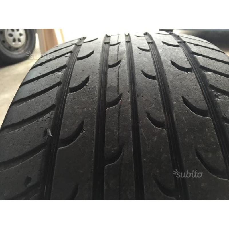 Gomme 225/55/r16 w