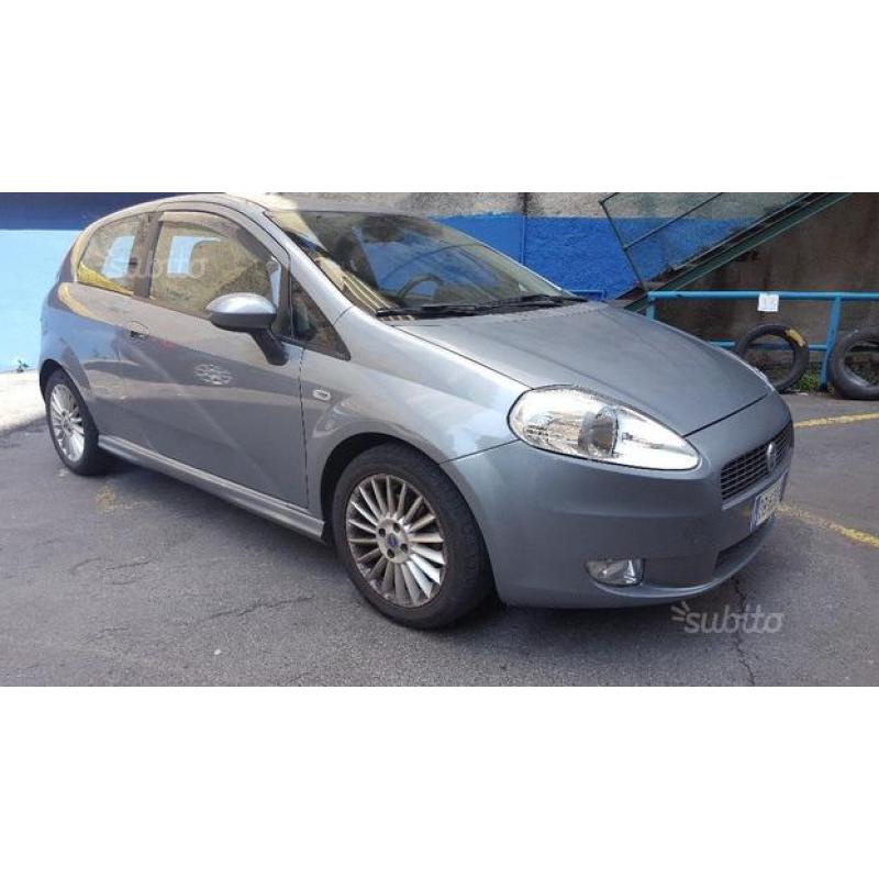 FIAT Grande Punto 1.3 MJT 90 CV 3 porte Emotion