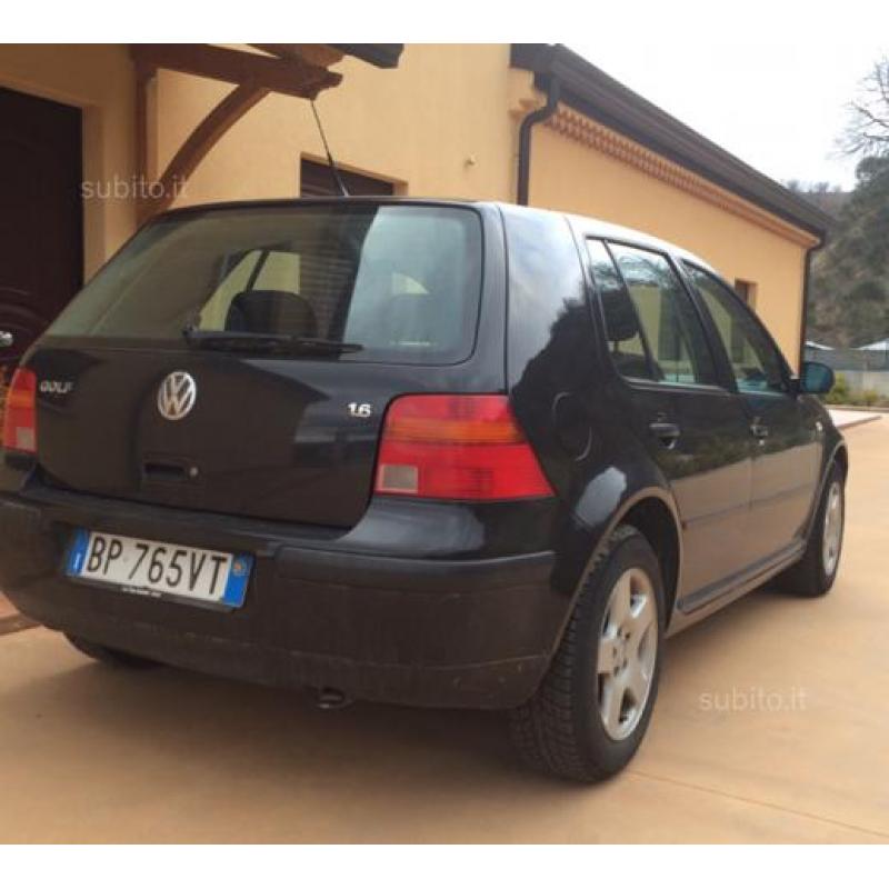 Volkswagen Golf IV 1.6 16V cat 5 porte Highline