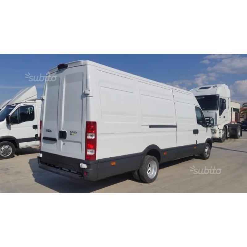 IVECO Daily 35C15 furgone anno 2011