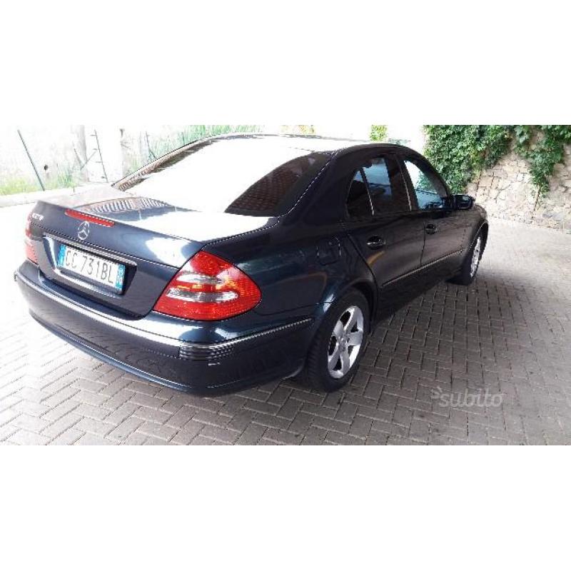 MERCEDES Classe E (W/S211) - 2003