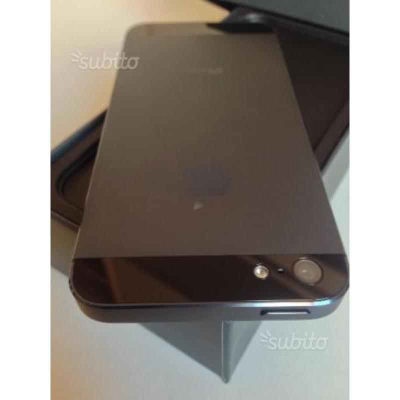 IPhone 5 16GB Black PARI AL NUOVO