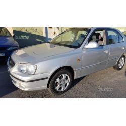 HYUNDAI Accent 1.5 diesel CRDi 4 porte GL Air