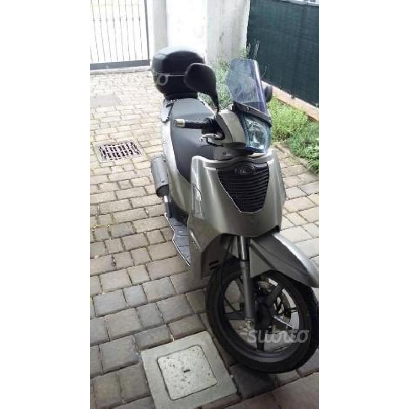 Kymco People 125 - 2011